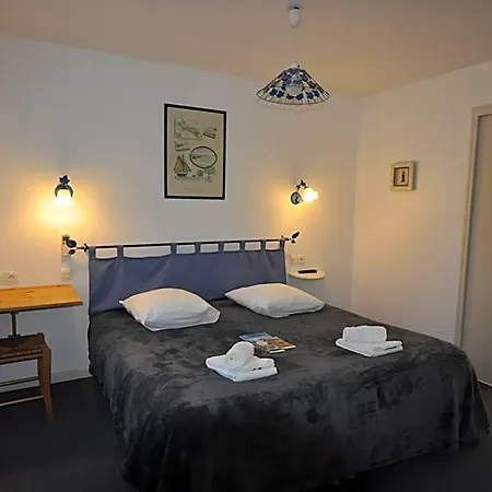 Le Concept Hotel Les Portes-en-Re